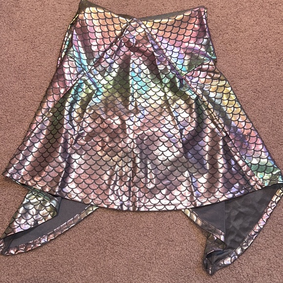 Justice girls rainbow 🌈 mermaid tail cover up size Med. - Picture 5 of 7